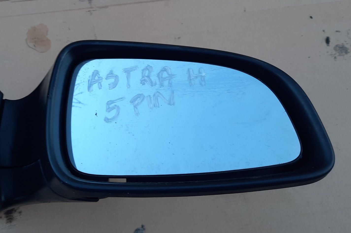 Opel Astra H Lusterko elektryczne prawe 5Pin