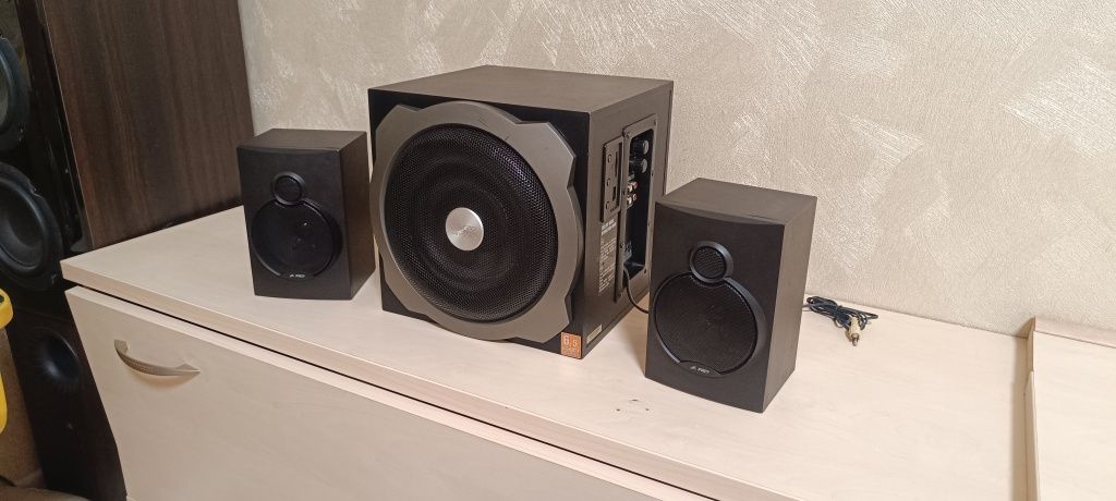 Акустична система F&D A521