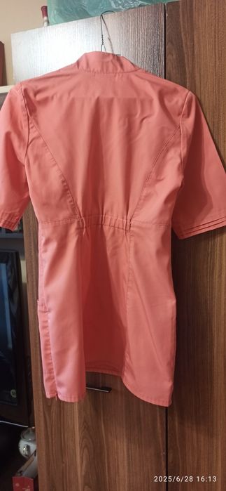 Медицинская куртка женская