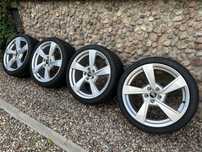 Kola 19” Audi Sport A4 B9 245/35/19 nowe