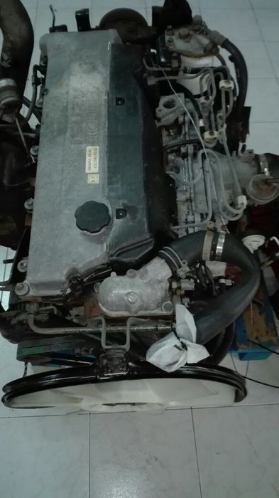 Motor Isuzu 4800 turbo 4he1