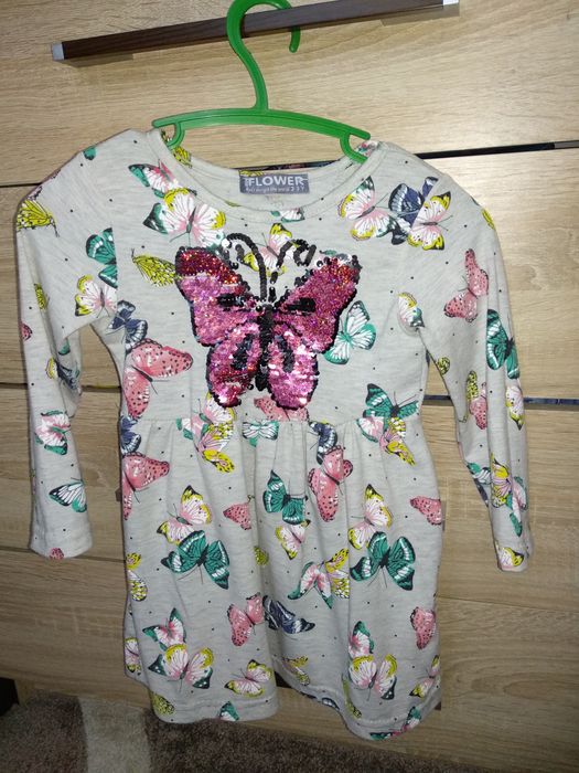 Платье на девочку