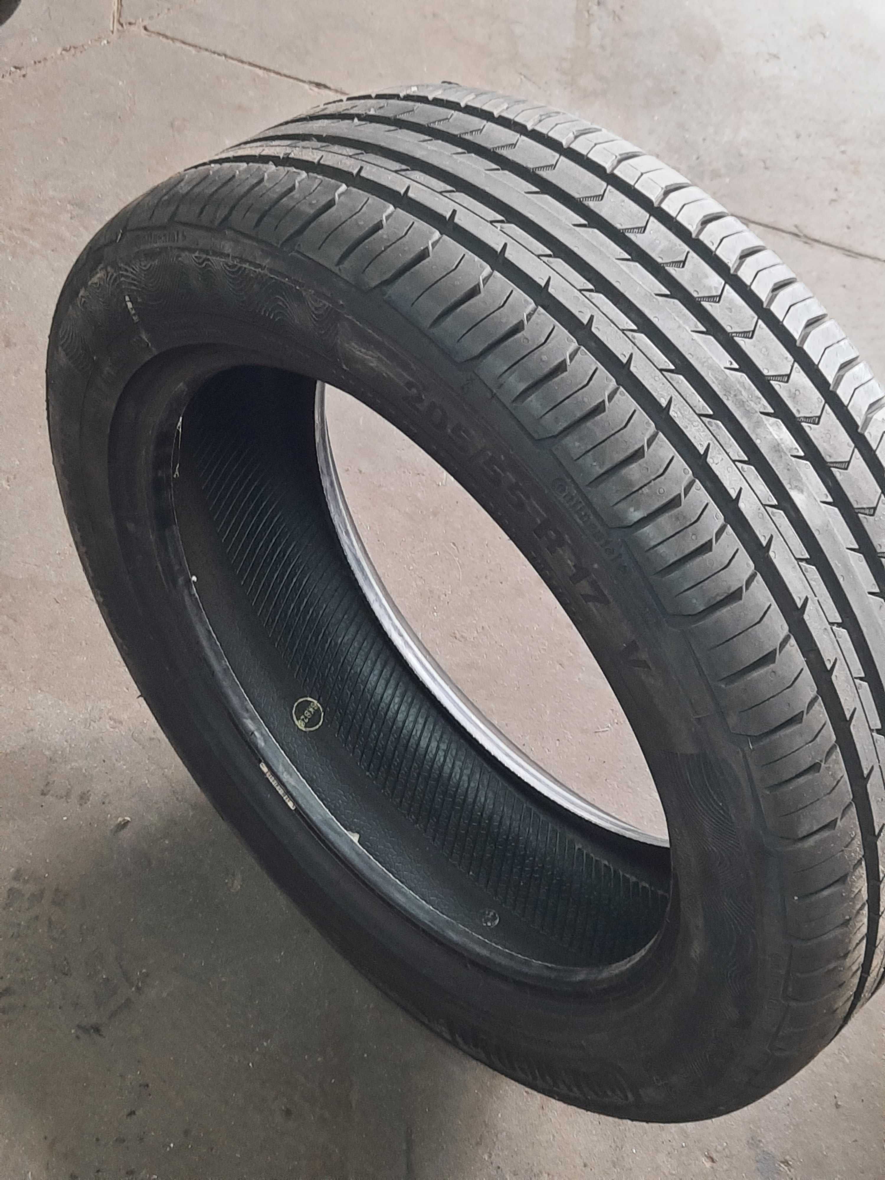 Opony 205/55R17 91V Continental ContiPremiumContact 5