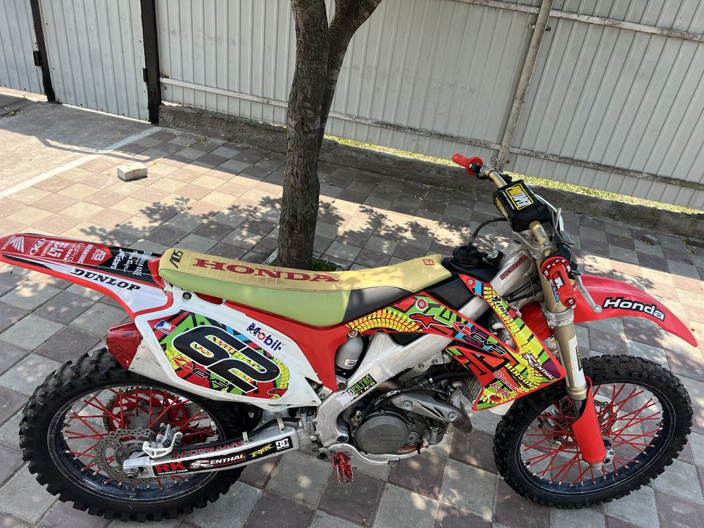 Honda CRF 450 2011 року в хорошому стані