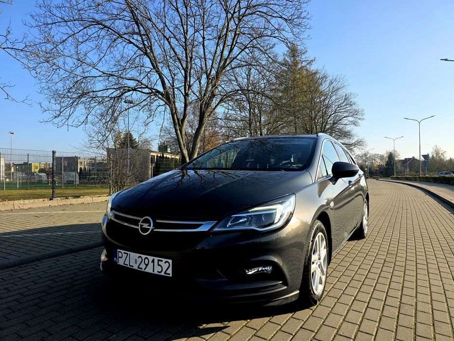 Opel Astra 1.4 150 p.s Klimatronik Led Orginalny Przebieg  Zarejestrow