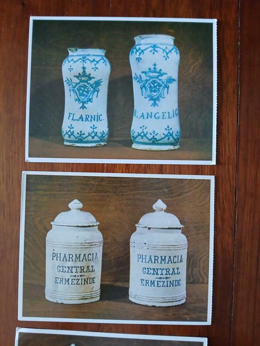 Coleção de postais de potes e mangas de farmácia antigos
