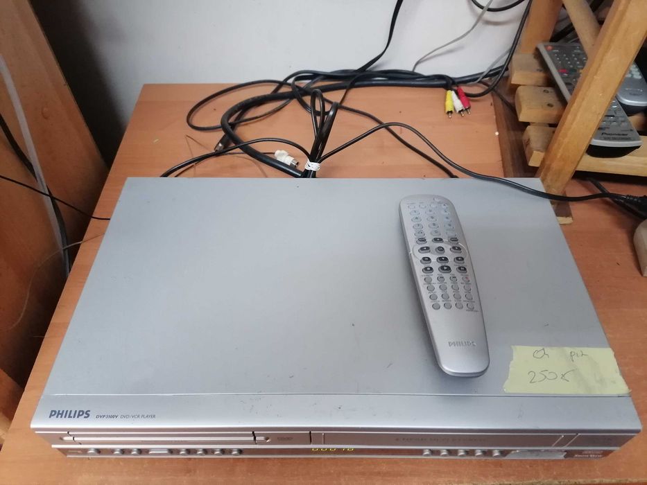 Magnetowid VHS  Philips DVP3100V Pilot HIFI STEREO