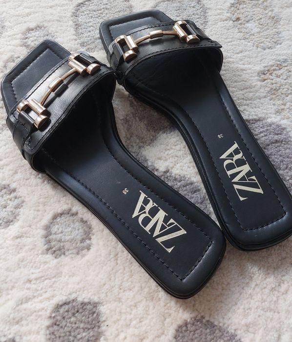 Piękne klapki Zara roz. 38