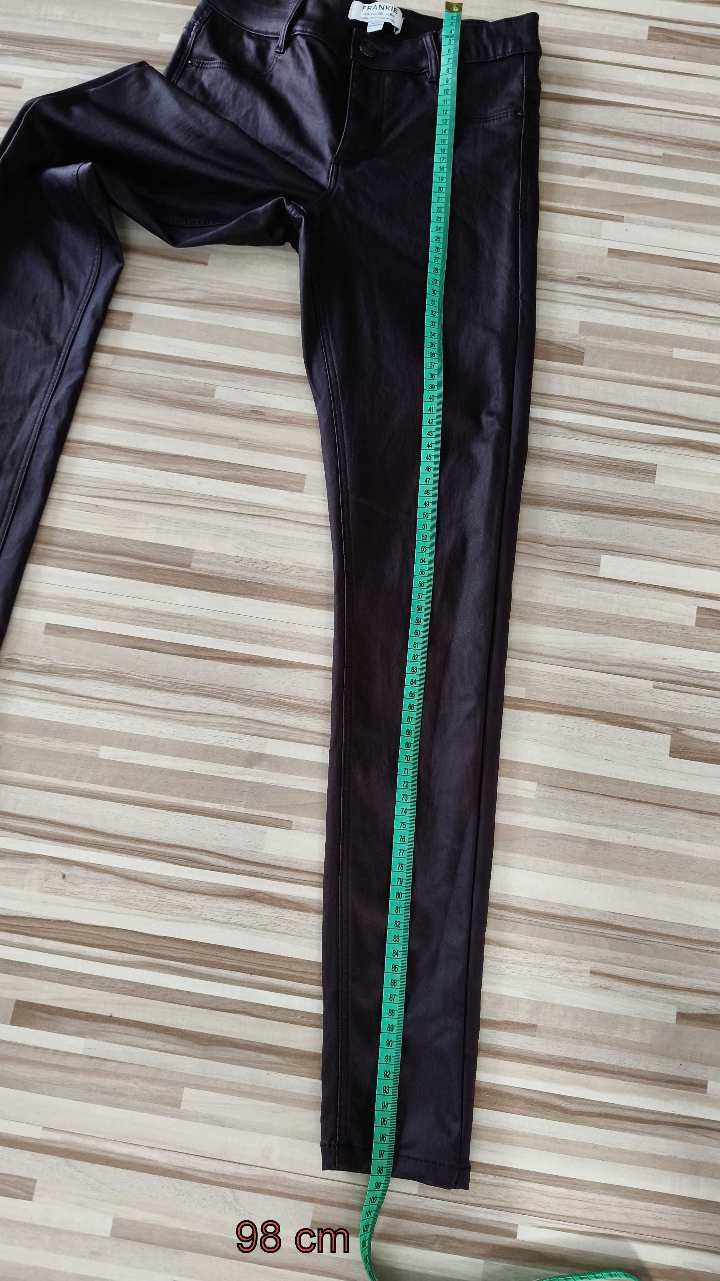 Spodnie woskowane w kolorze burgundowym, Dorothy Perkins, S