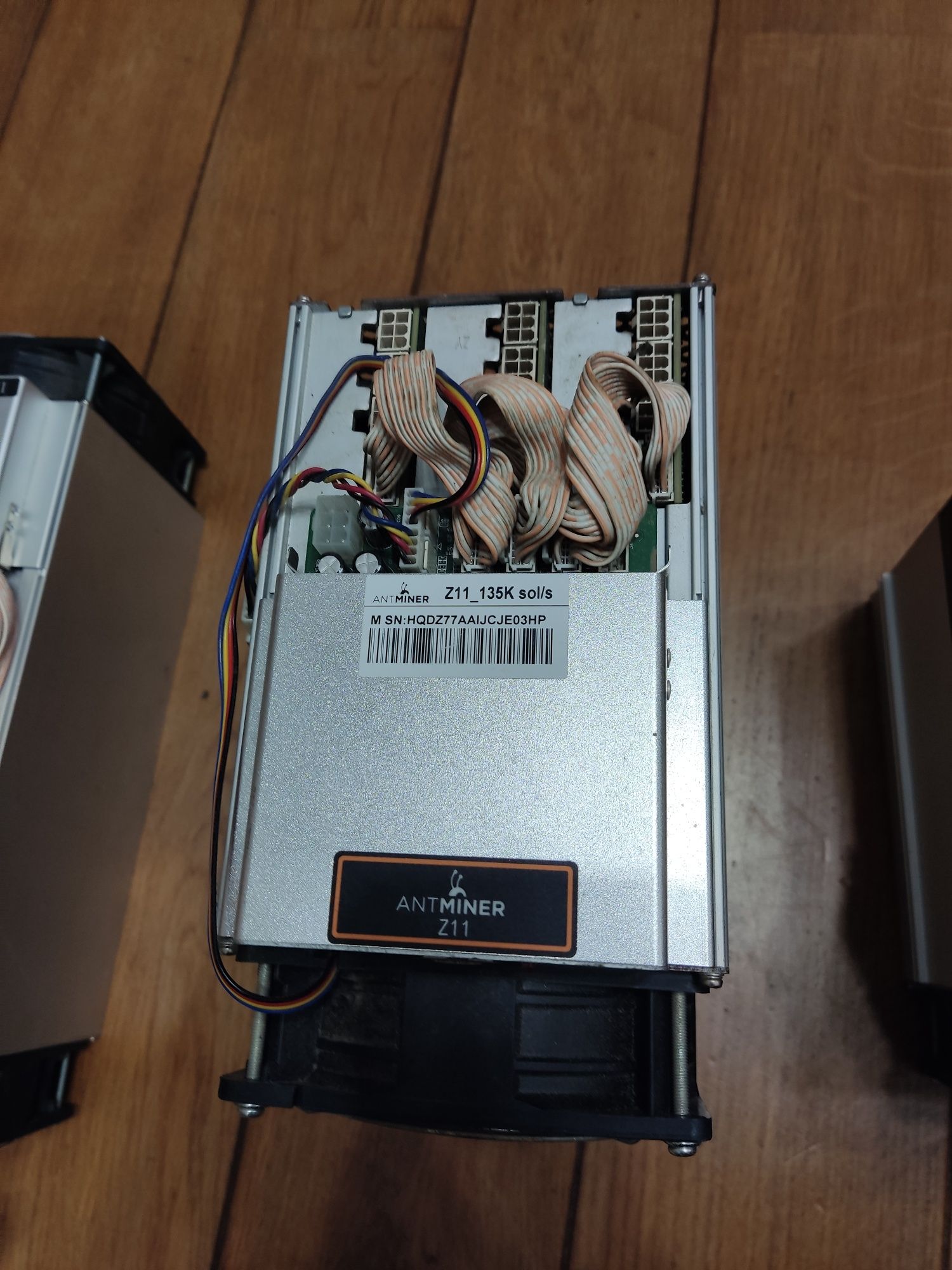 Продам асік Bitmain Antminer z11  ,