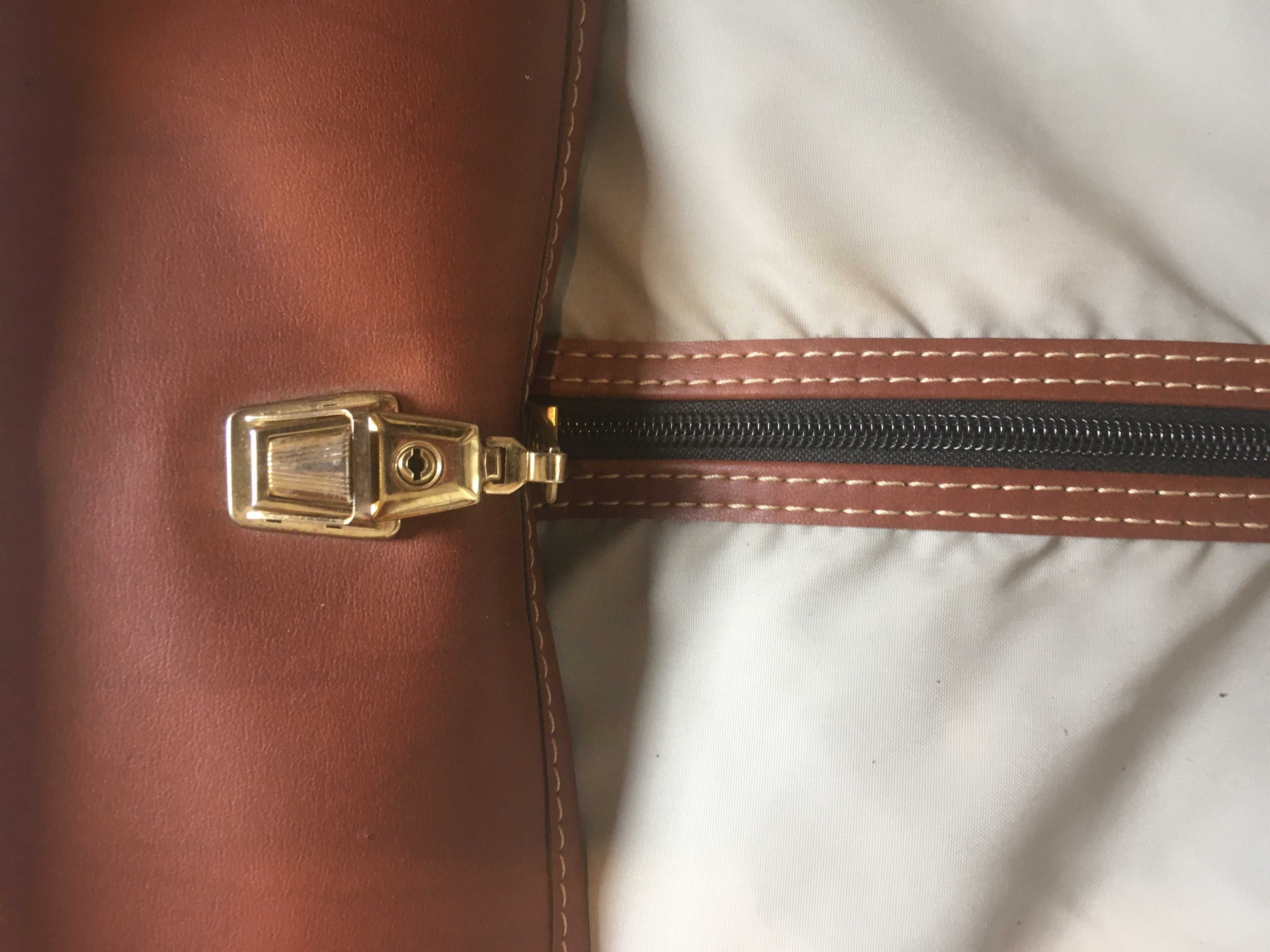 Torba Pokrowiec na garnitur ubrania Samsonite