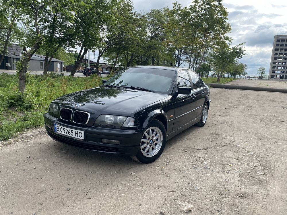 BMW  Е46 Чорний