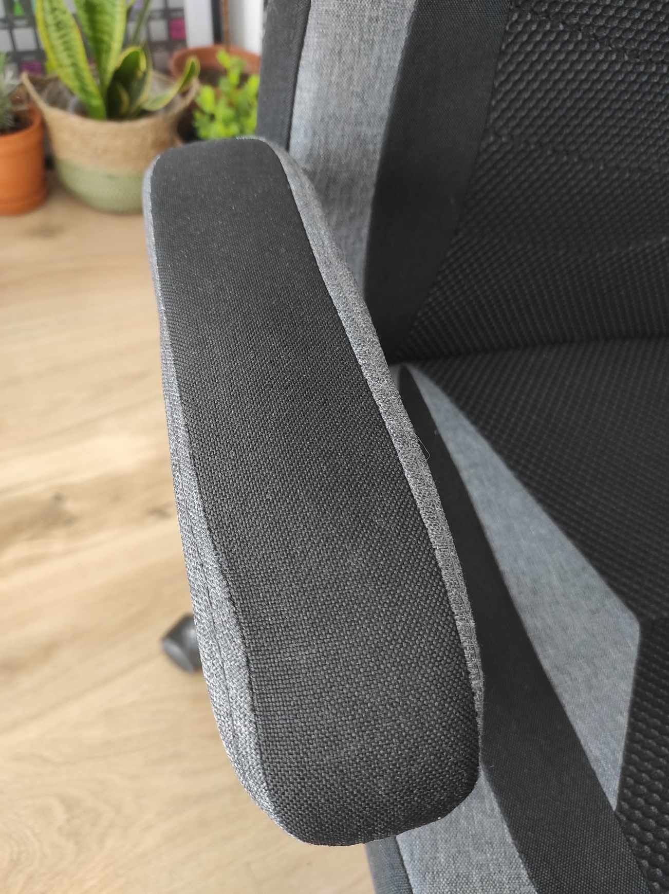 Krzesło/Fotel gamingowy Huzaro FORCE 2.5 Grey Mesh