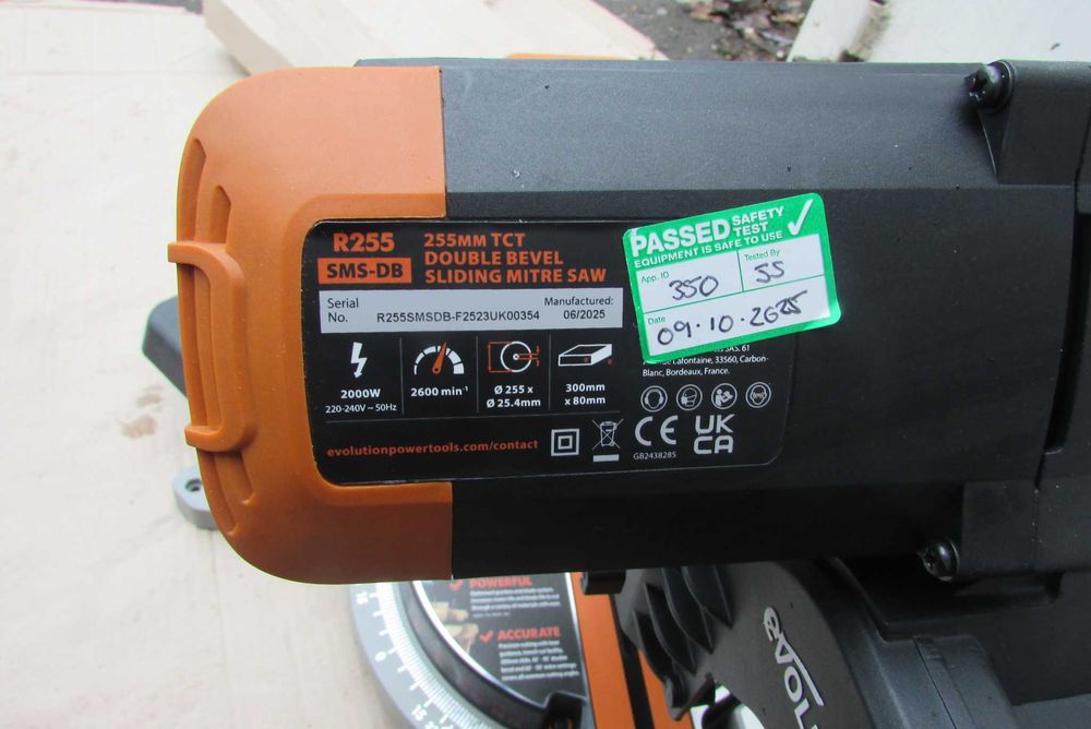 Пила торцовочна, ремінна торцовка з протяжкой EVOLUTION R255SMS-DB Анг