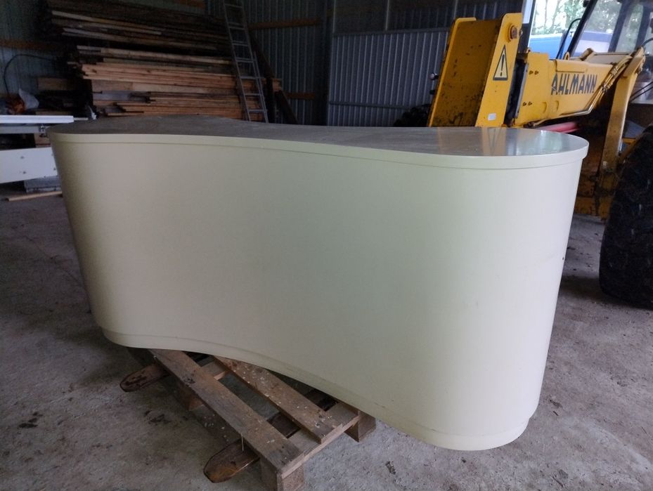 Lada MDF pod działalność do salonu  200cmx90cm