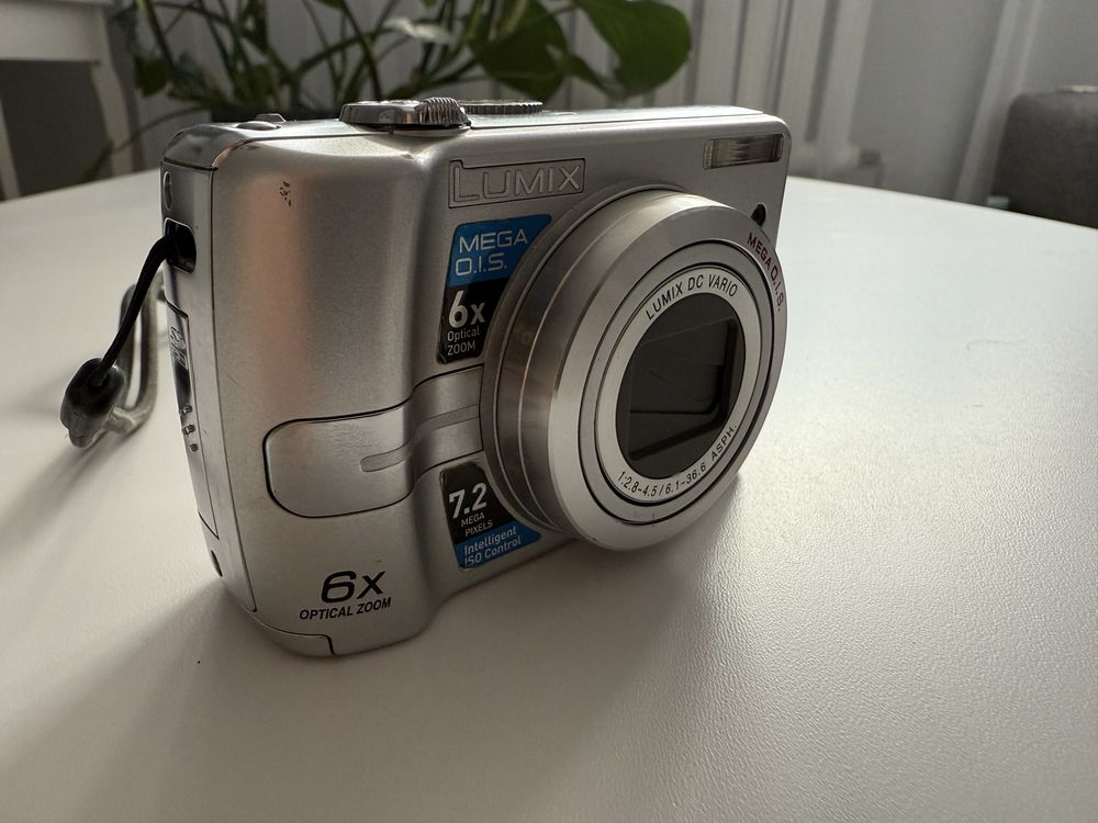 Panasonic Lumix  dmc lz7 retro