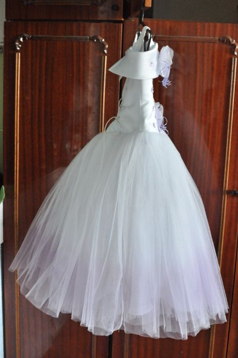 Об'ємна сукня з фатіну!