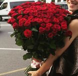 троянди,101 роза,доставка квітів,букети,квіти,троянди оптом