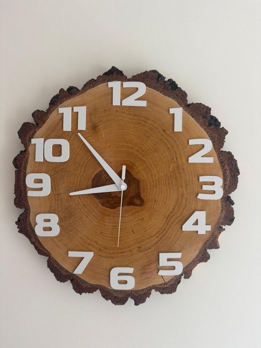 Zegar scienny - wykonany recznie