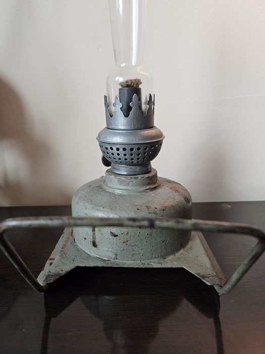 Stara lampa naftowa-kolejowa PKP