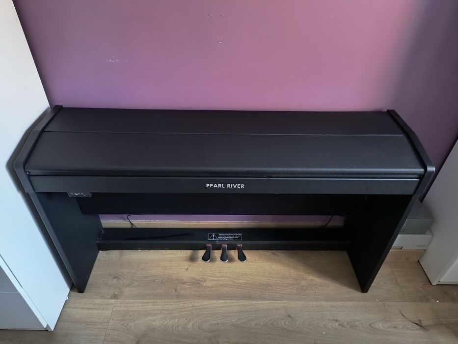 Pianino cyfrowe używane jak nowe