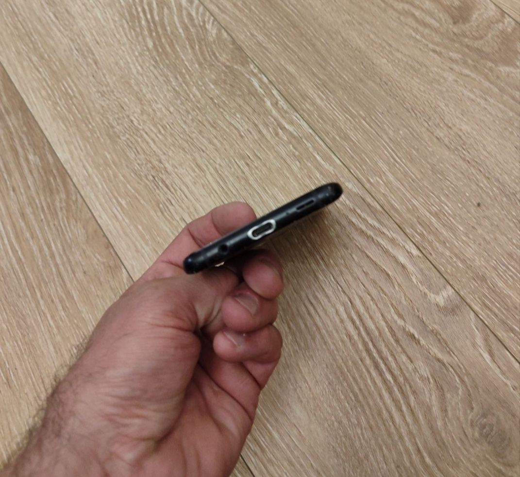 Смартфон Samdung s9 plus