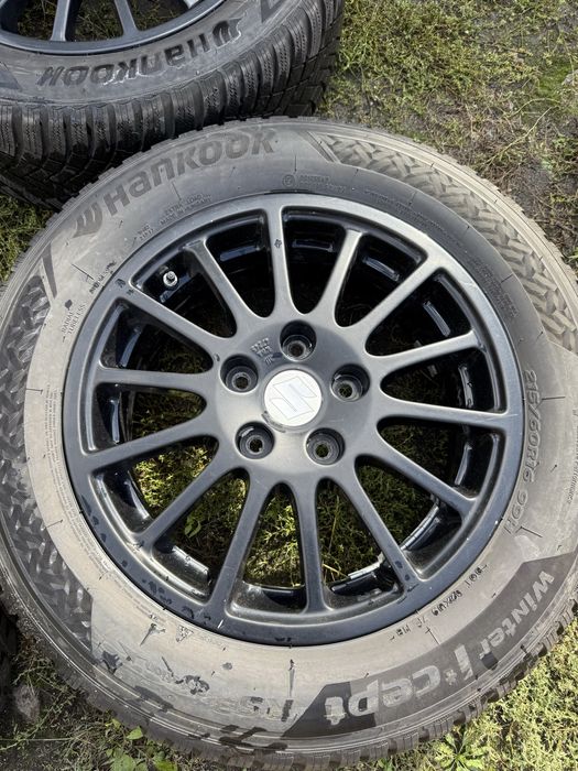 Komplet kół zimowych 5x114,3 Suzuki 215/60/16 Hankook 2024r