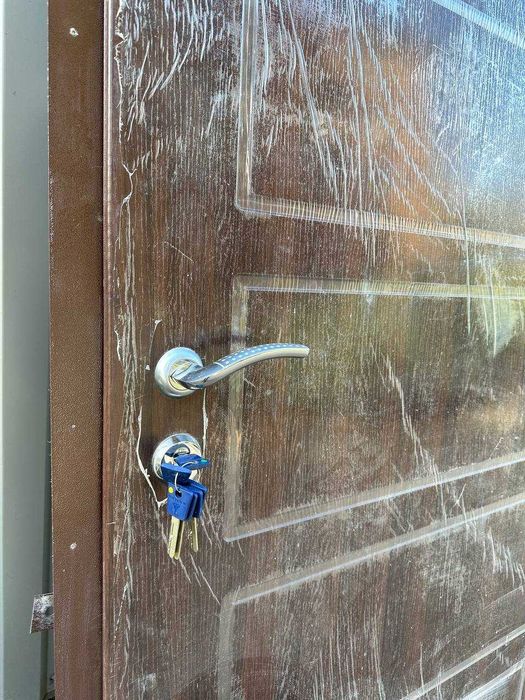 Вхідні двері з МДФ Накладками 980х2070 з ключами | Нові