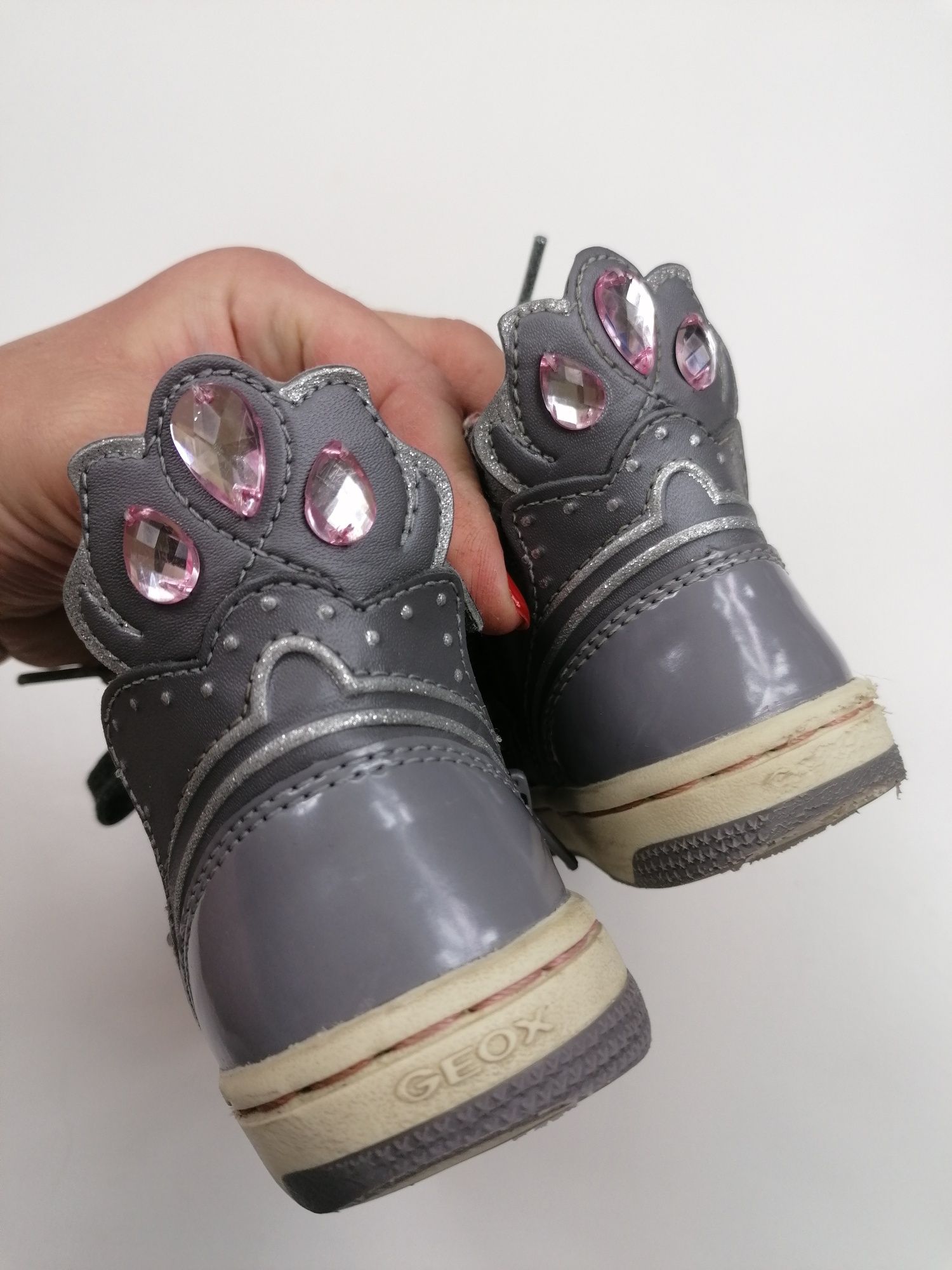 Buty geox rozm. 27 swiecace