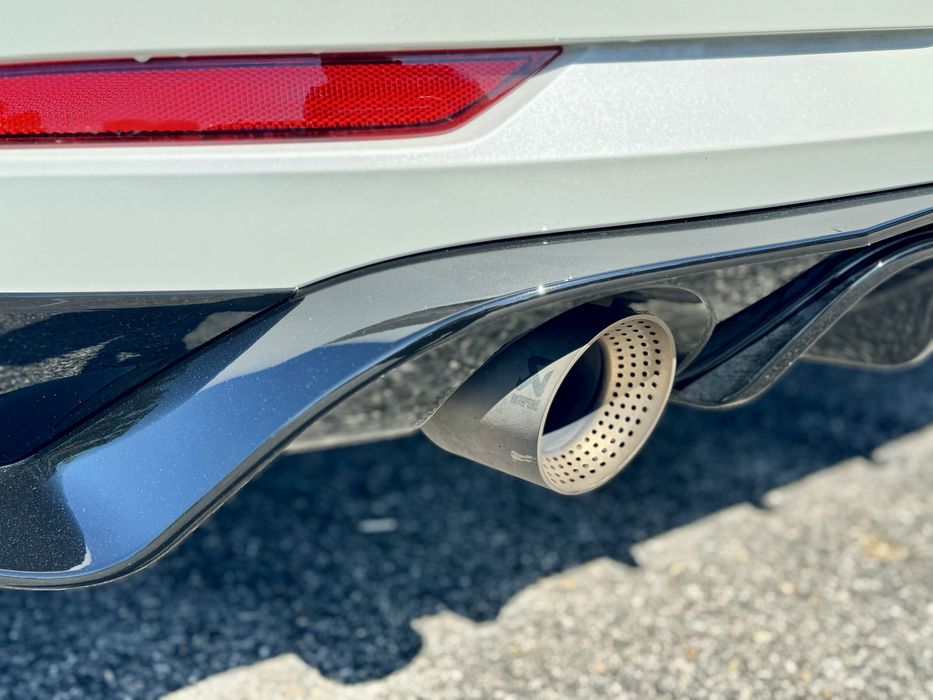 VW Golf 7.5 GTI TCR Akrapovic