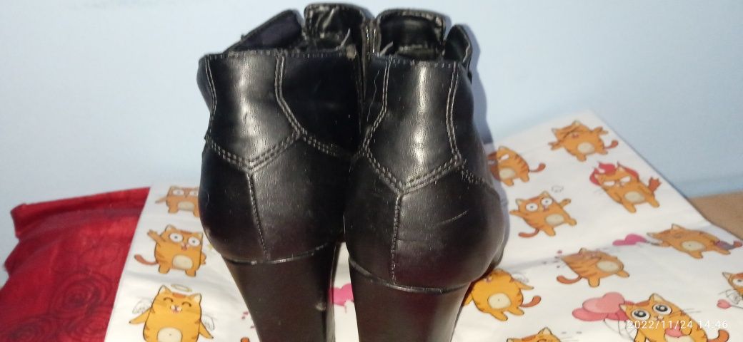 Buty Botki Kozaki Damskie Krótkie Kwadratowy Obcas Deichmann Ariane 36