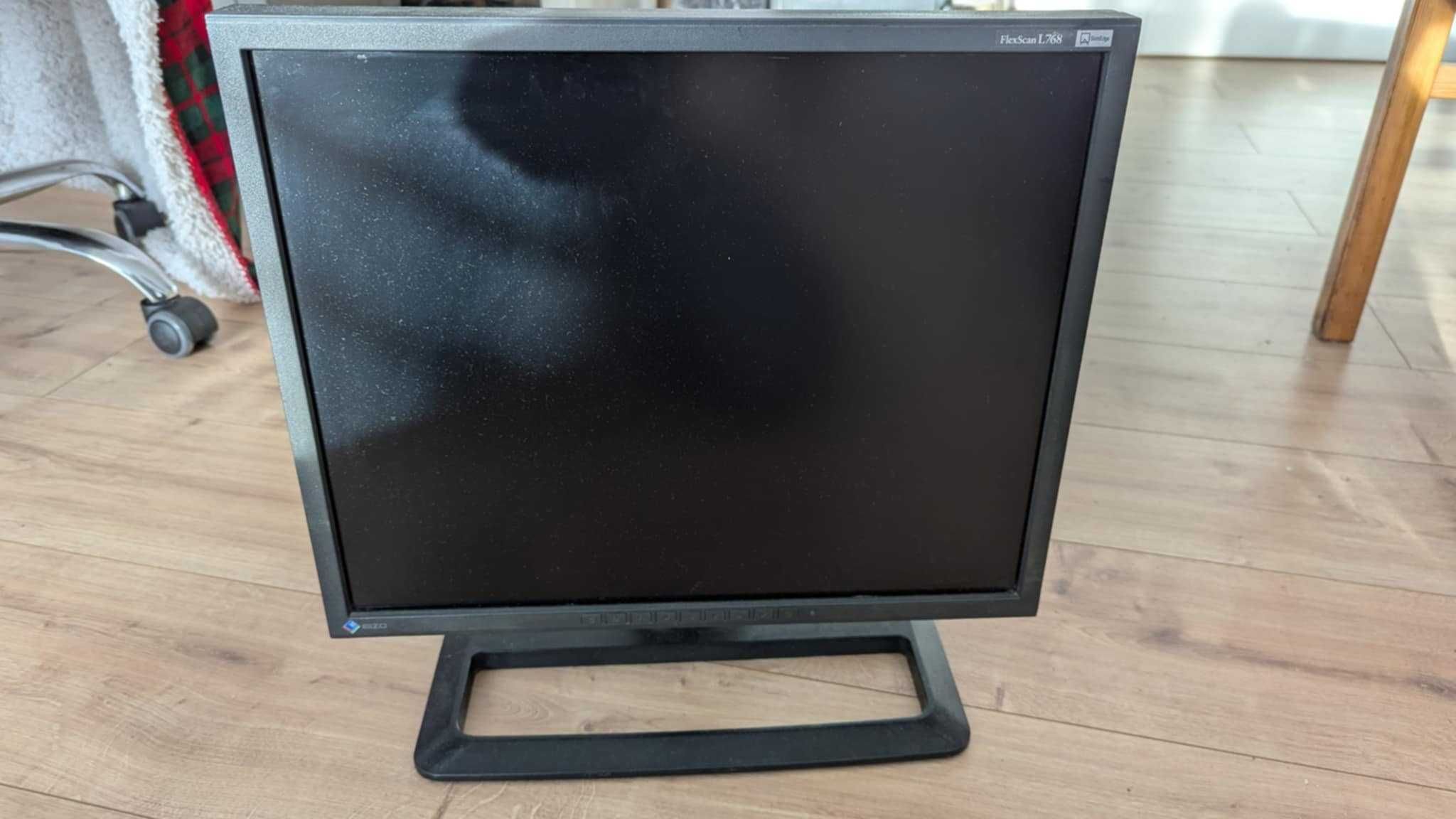 Monitor EIZO FlexScan L768