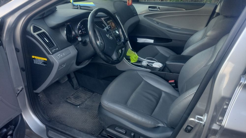 Hyundai  sonata "гибрид"