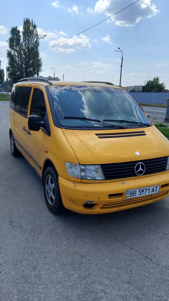 Мерседес Віто 110
