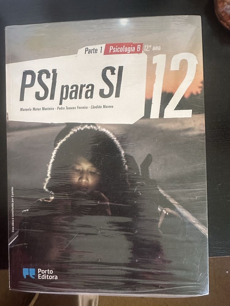 Dois livros novos de psicologia B de 12.ano