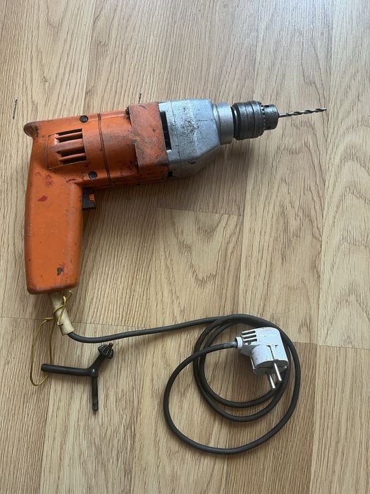 Електро дрель ССР