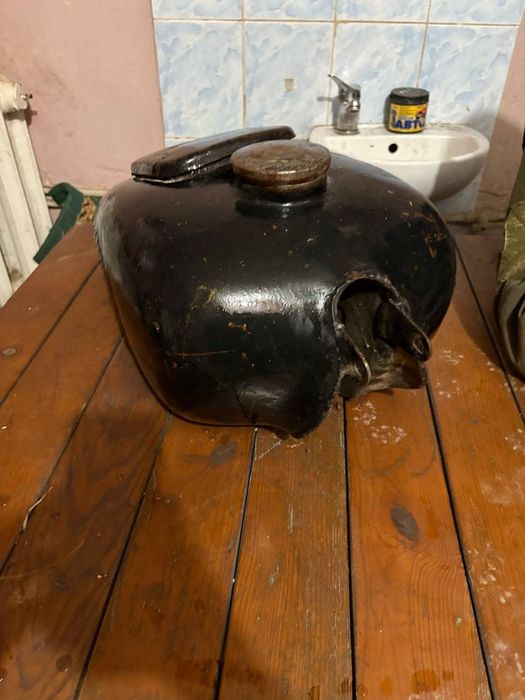 Паливний бак к 750 на мотоцикл