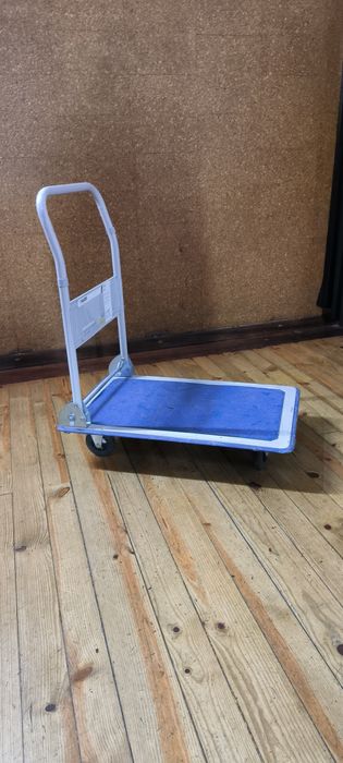 Carrinho de transporte