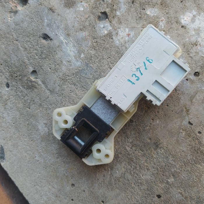 Продам запчастини до пральної машини Indizit