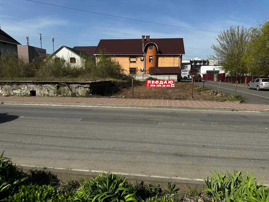 Продається комерційна ділянка в м. Тячів