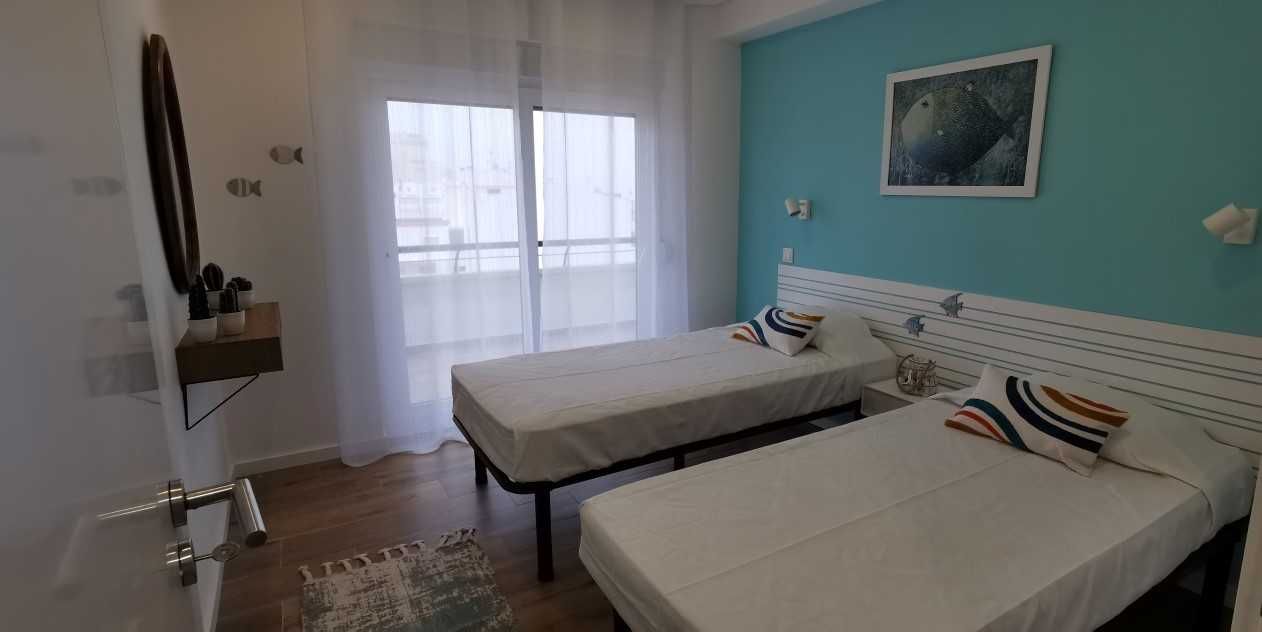 EAR-032 Apartamento T2 em Monte Gordo com vista mar