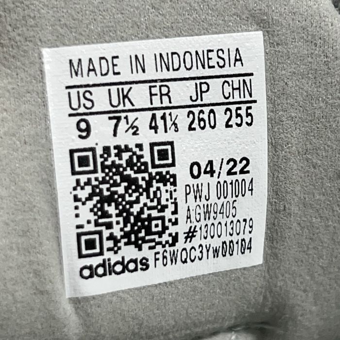 Жіночі кросівки Adidas Retropy F2 W GW9405