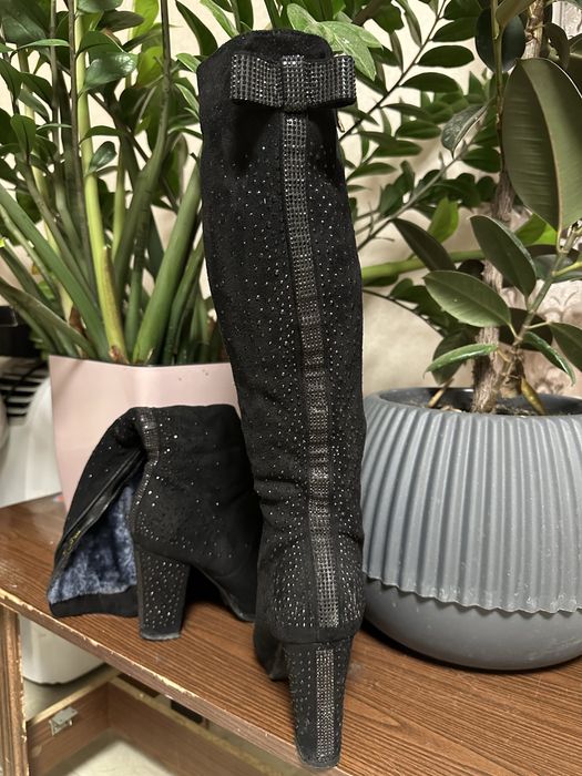 Чоботи замшеві