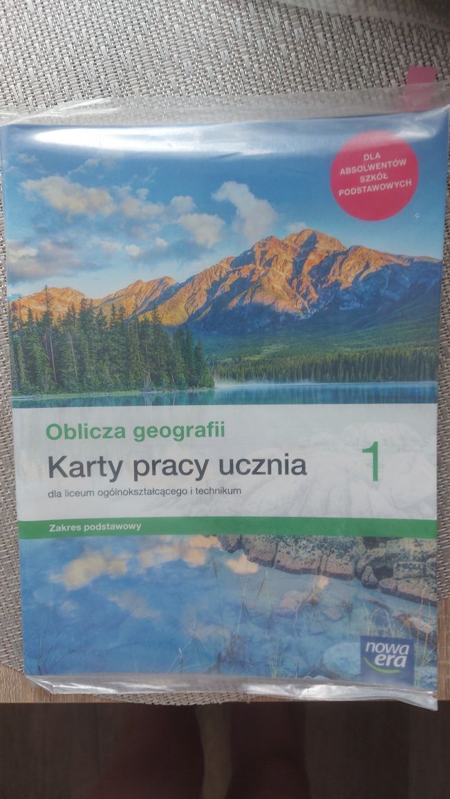 Karty pracy ucznia dla liceum i technikum "Oblicza geografii 1"