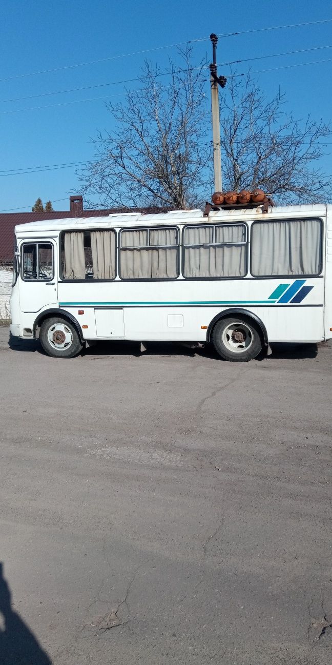 Продам автобусПАЗ 3205