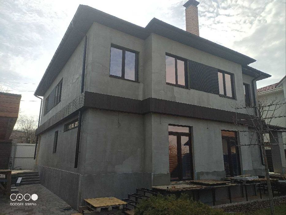 Будівництво котеджів і приватних будинків