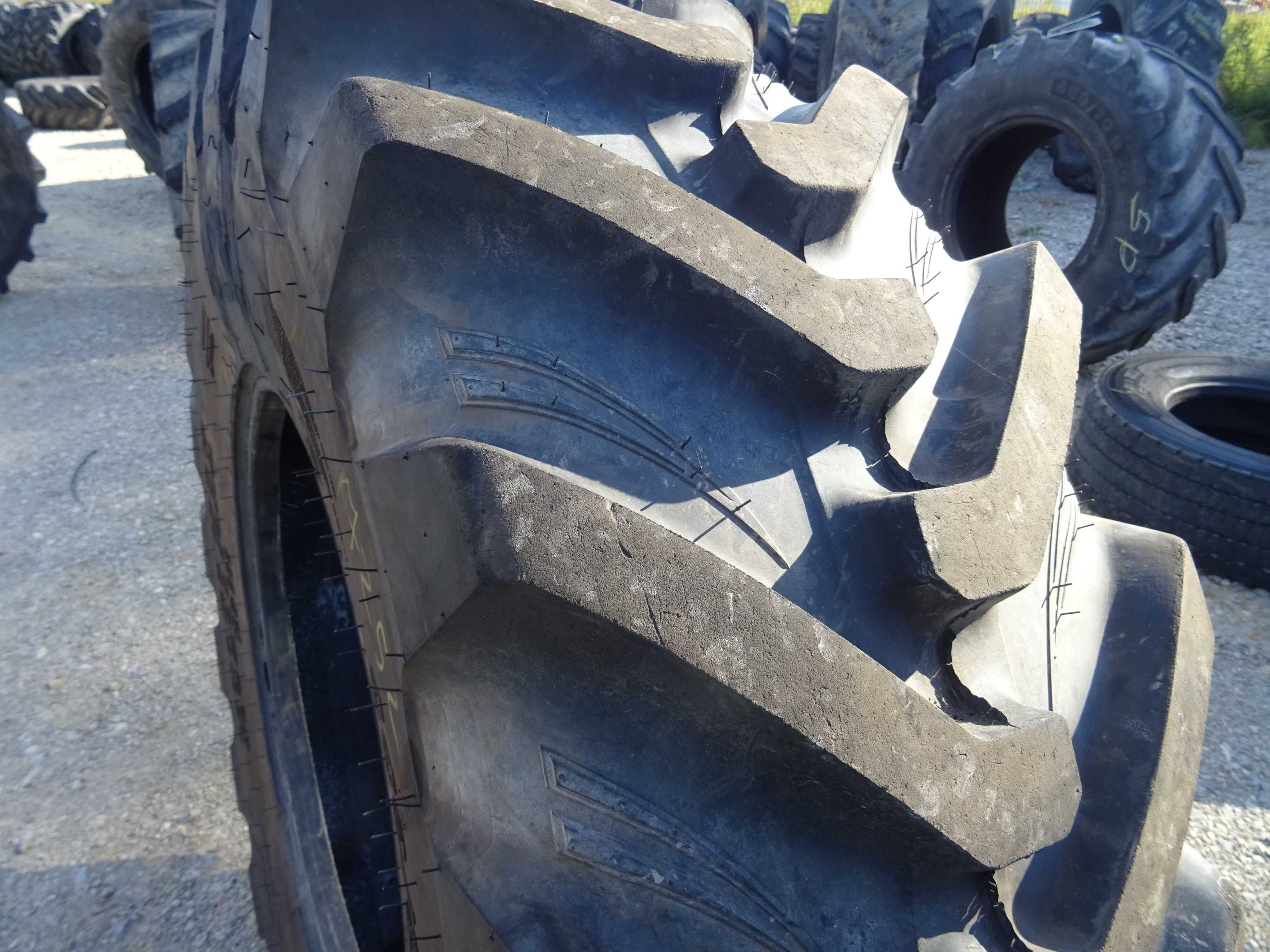 opona 440/80R24 16.9R24 BKT MP522 ( 1100 netto)