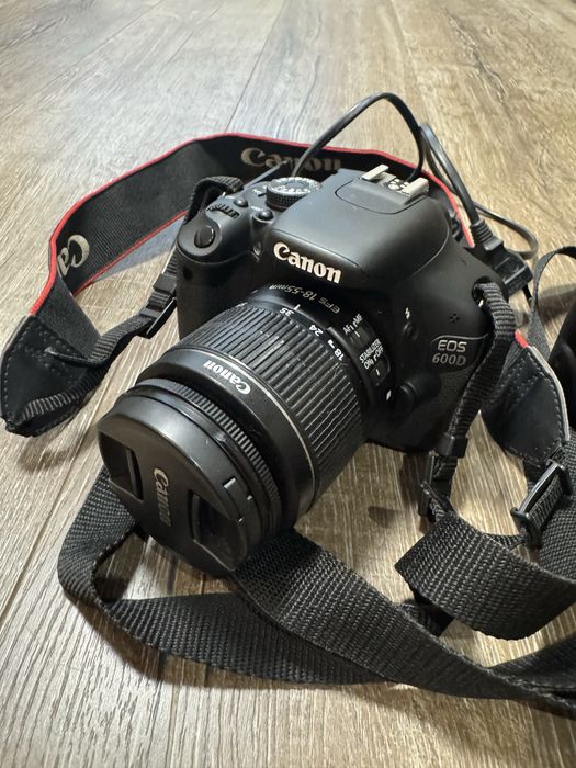 Продам Canon EOS 600D