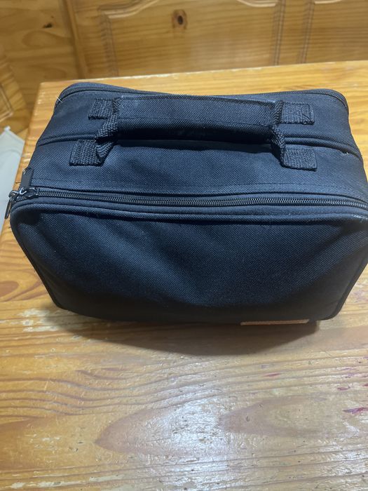 Vendo dvd duplo para automove banco  de traz