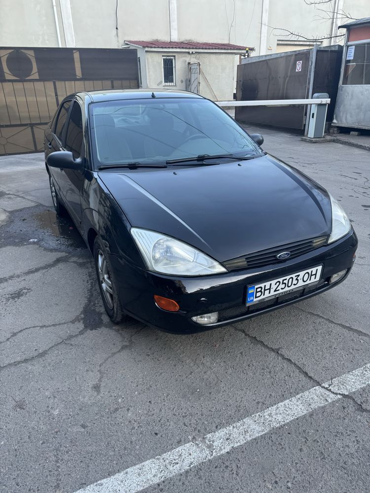 Продам Ford Focus 2001 год 2л Бензин Автомат